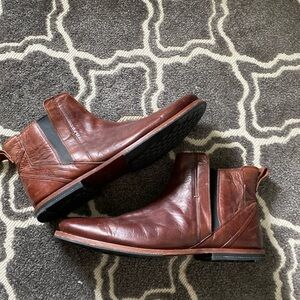 Timberland Wodehouse Chelsea boots Sz 12 practically brand new EUC